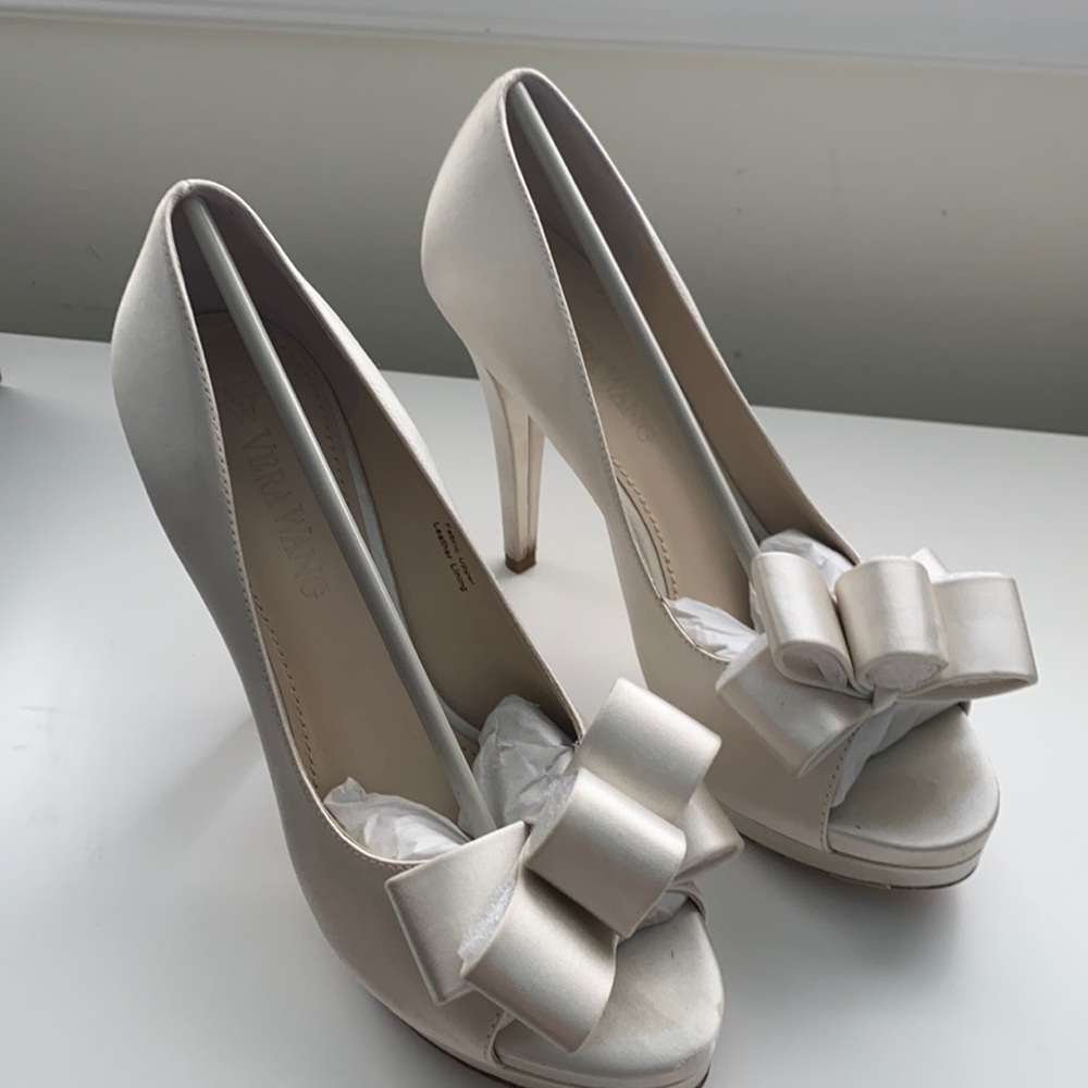 Vera Wang Sammy Ivory Satin Pumps